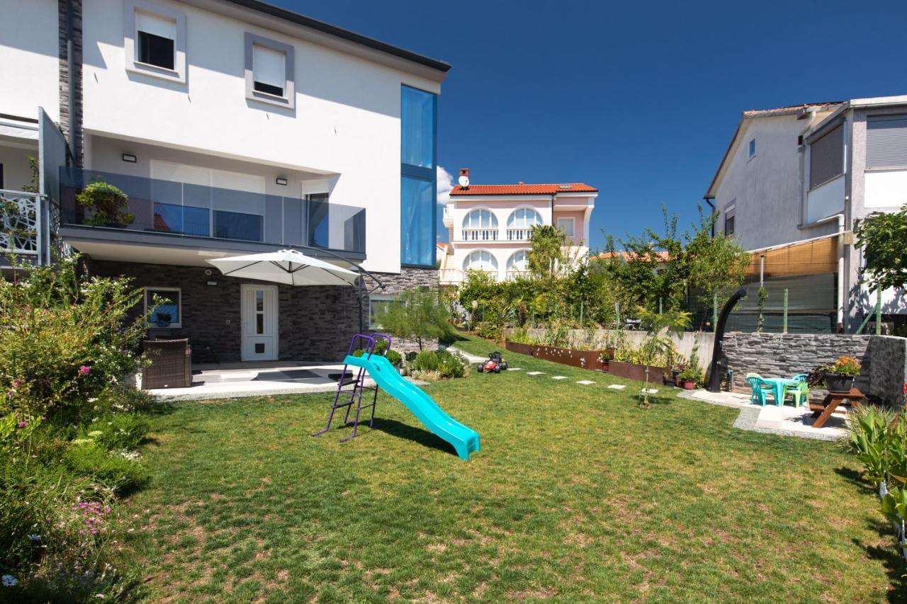 Apartment Odore Di Mare With Beautiful Garden Krk Town Exteriér fotografie